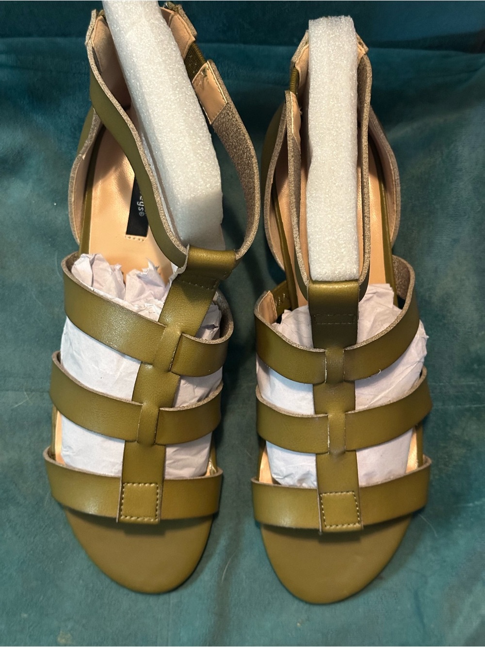 Olive Green Strappy Women's Sandals - Brand Not Visible